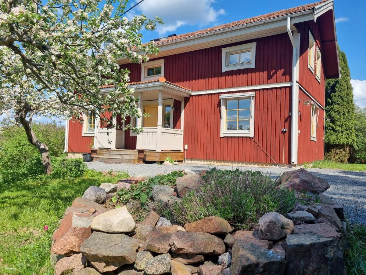 Saellinge House - Cozy Villa With Fireplace And Garden Close To Uppsala Exterior photo