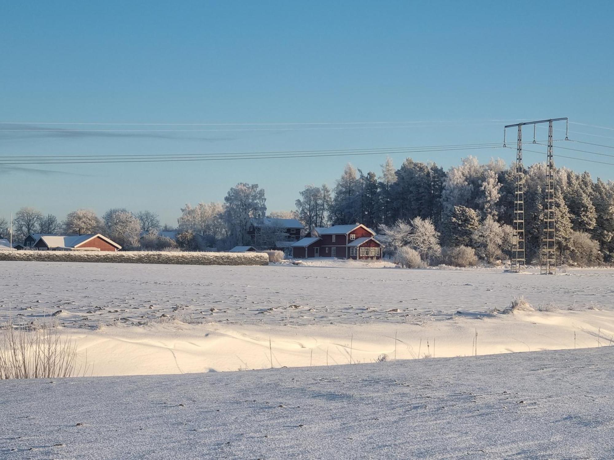 Saellinge House - Cozy Villa With Fireplace And Garden Close To Uppsala Exterior photo